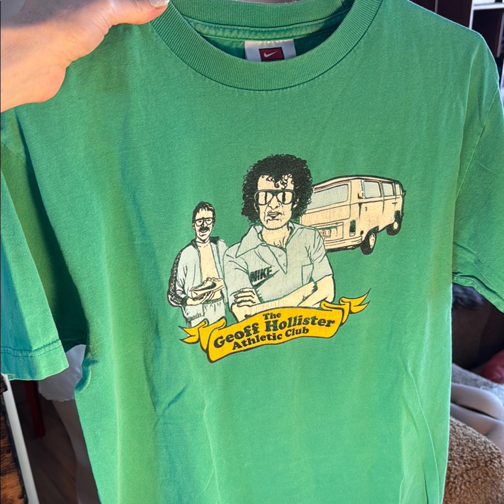 Nike Vintage Green Short Sleeve Graphic Tee
